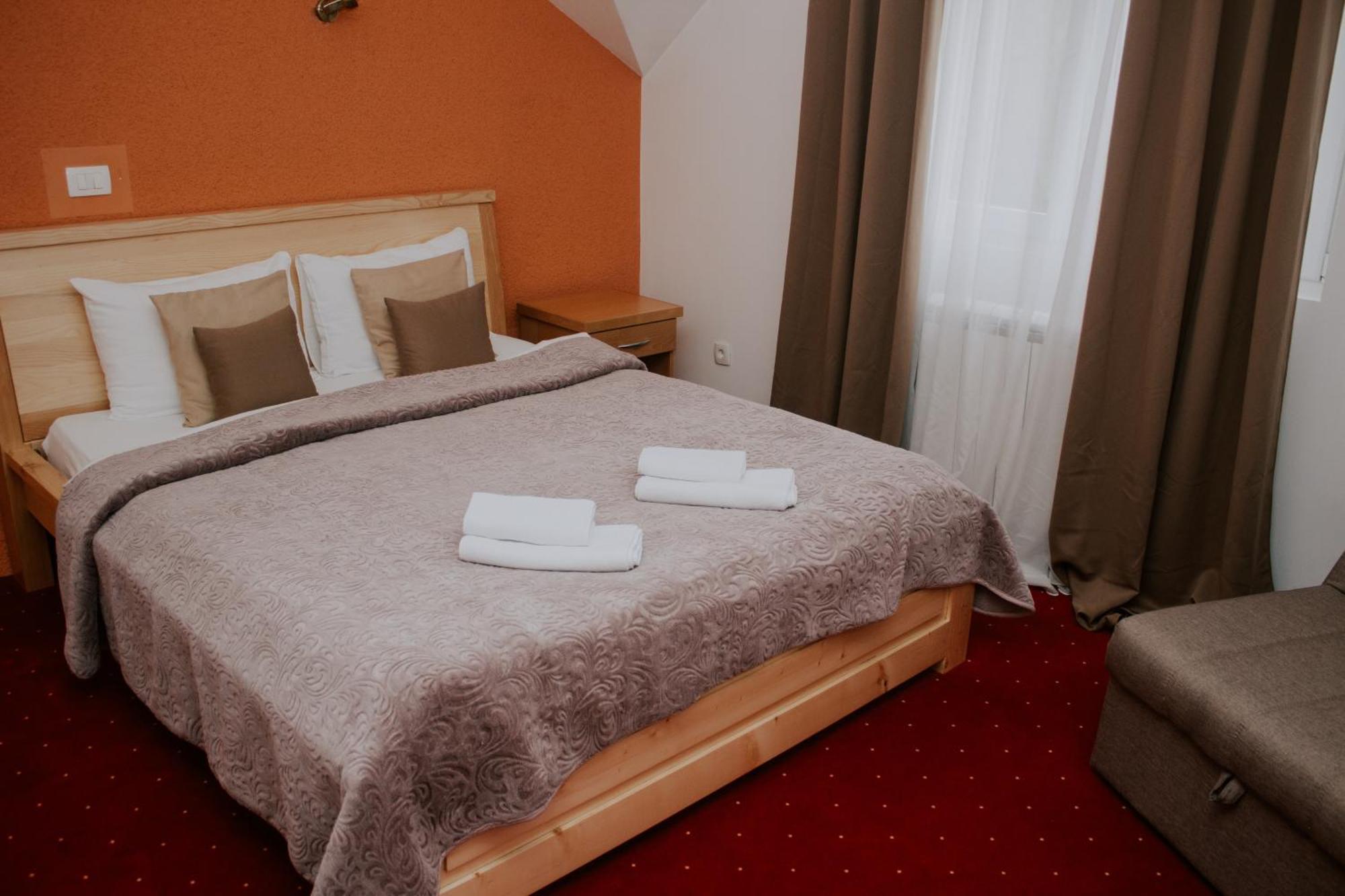 Hotel Serdar Mojkovac Ngoại thất bức ảnh