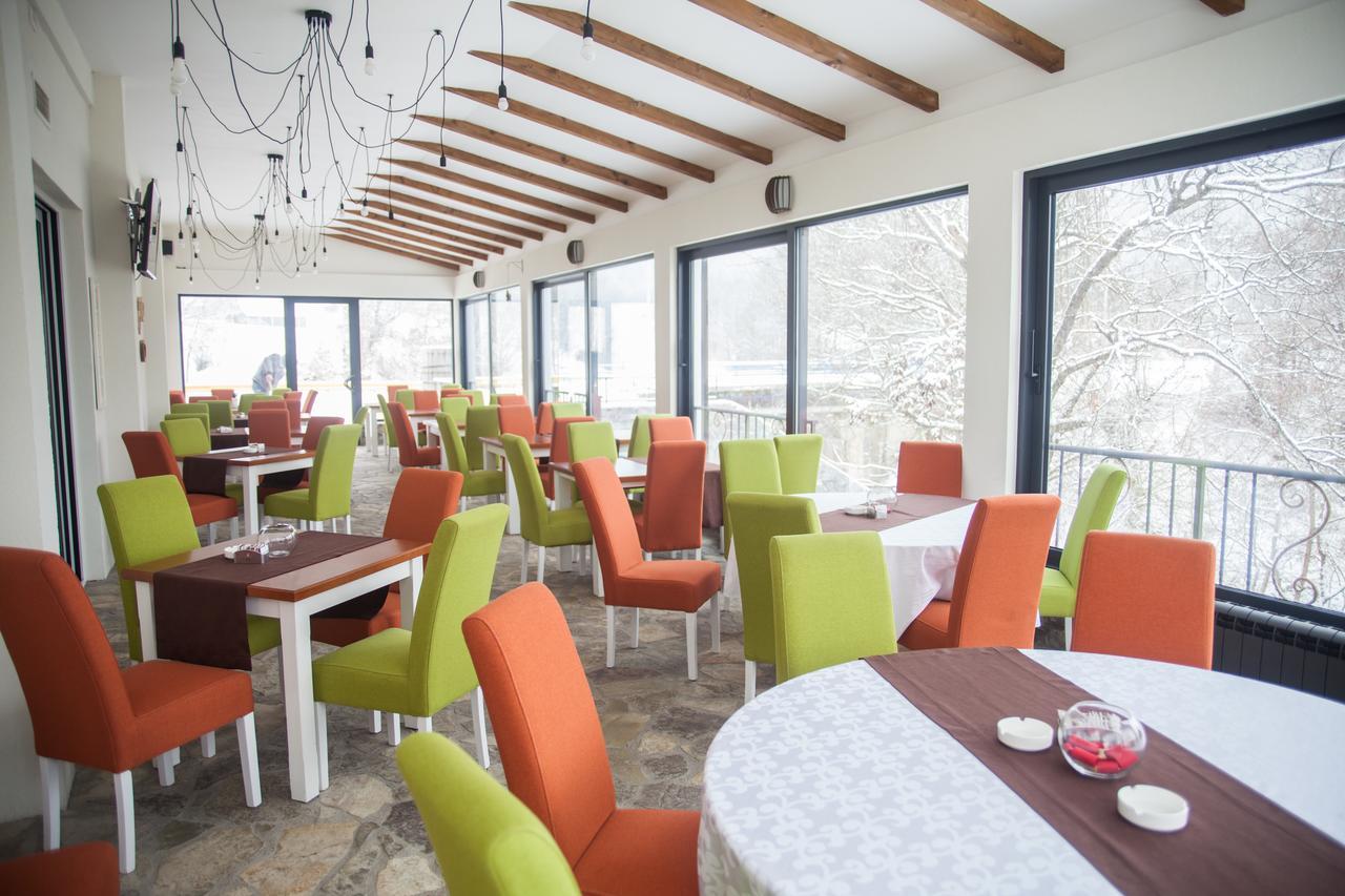 Hotel Serdar Mojkovac Ngoại thất bức ảnh