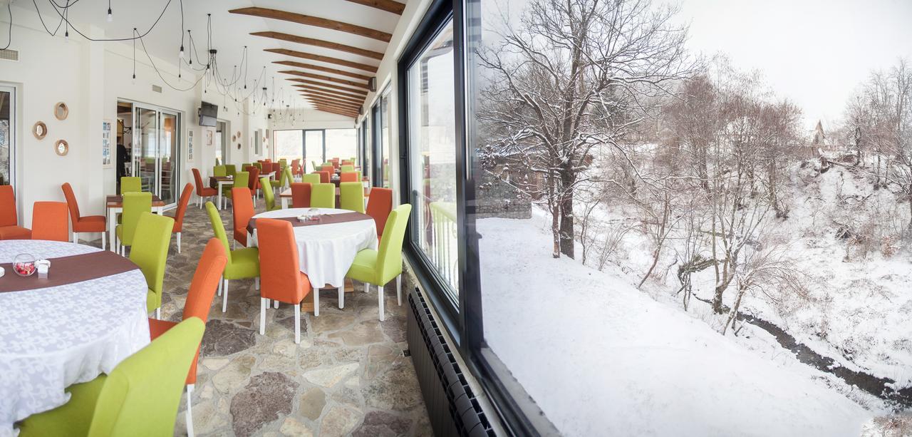 Hotel Serdar Mojkovac Ngoại thất bức ảnh